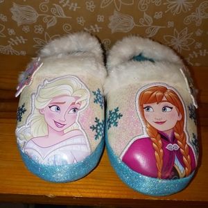 Frozen Slippers - Toddler